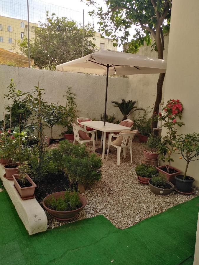 Flowered House With Garden Alguer Exterior foto