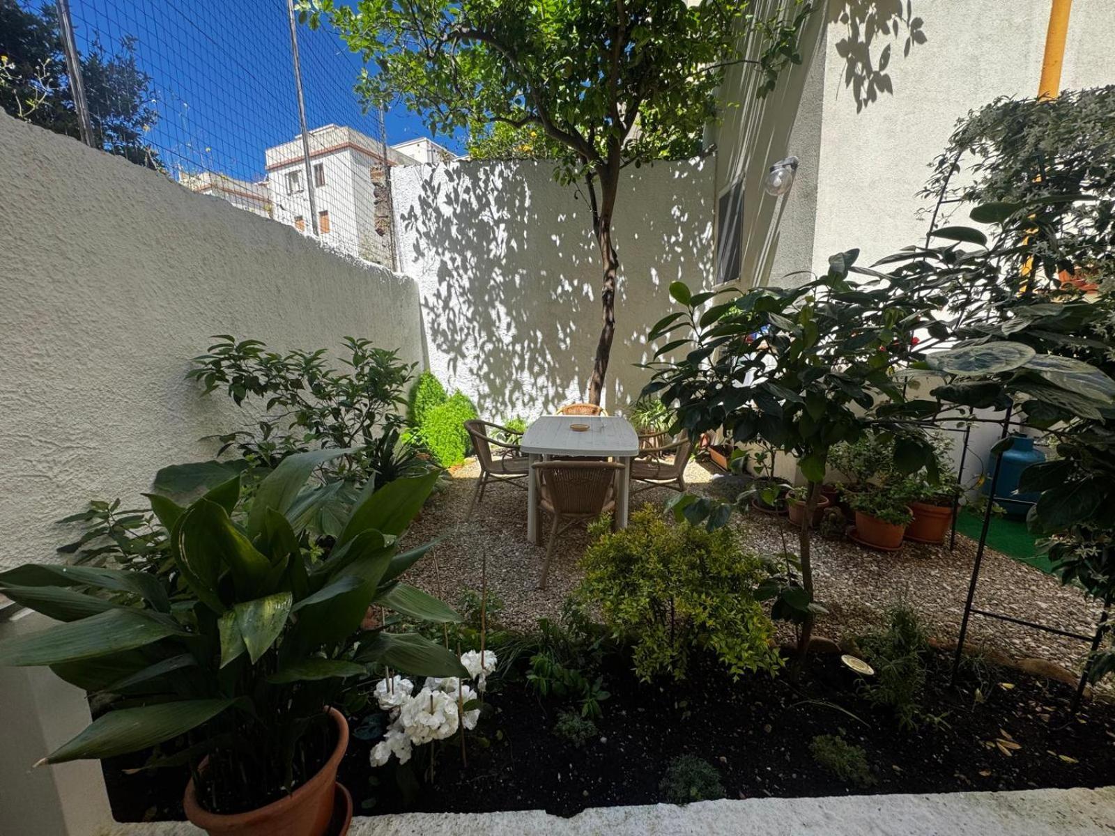 Flowered House With Garden Alguer Exterior foto